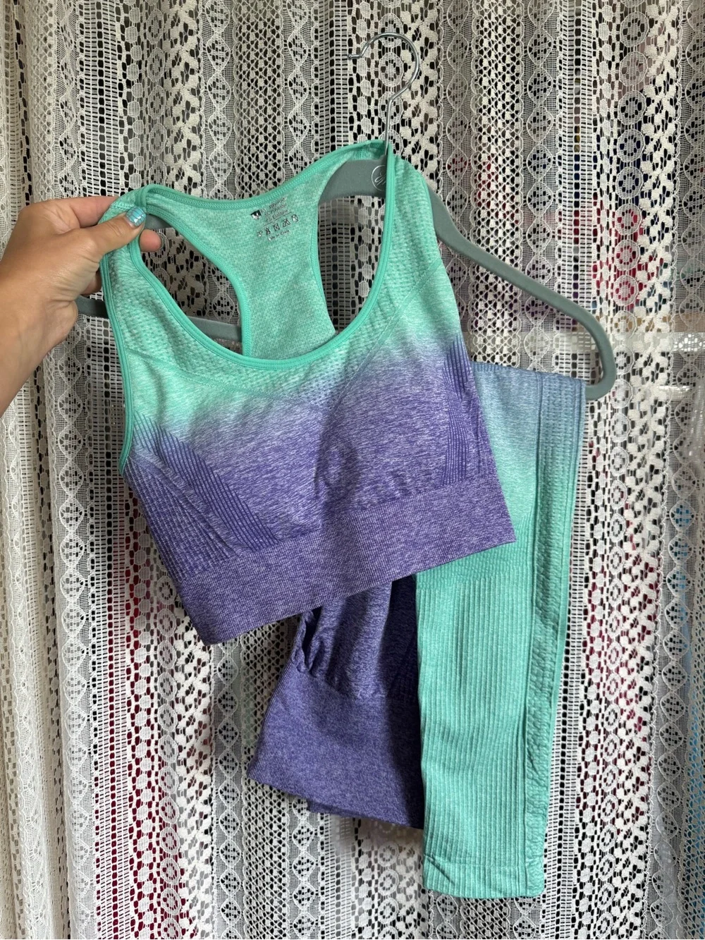 Seamless Ombre Sports Bra & Legging Set - Mint to Purple